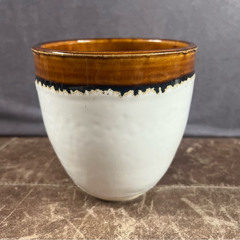Vintage Brown & Tan Ceramic Flower Studio‎ Art Signed Pottery Approx 4.5 X 4.75